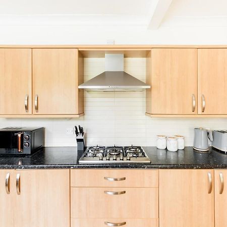 ברמינגהאם Beautiful 6 Bedroom House For 17 Guests Next To Edgbaston Stadium מראה חיצוני תמונה
