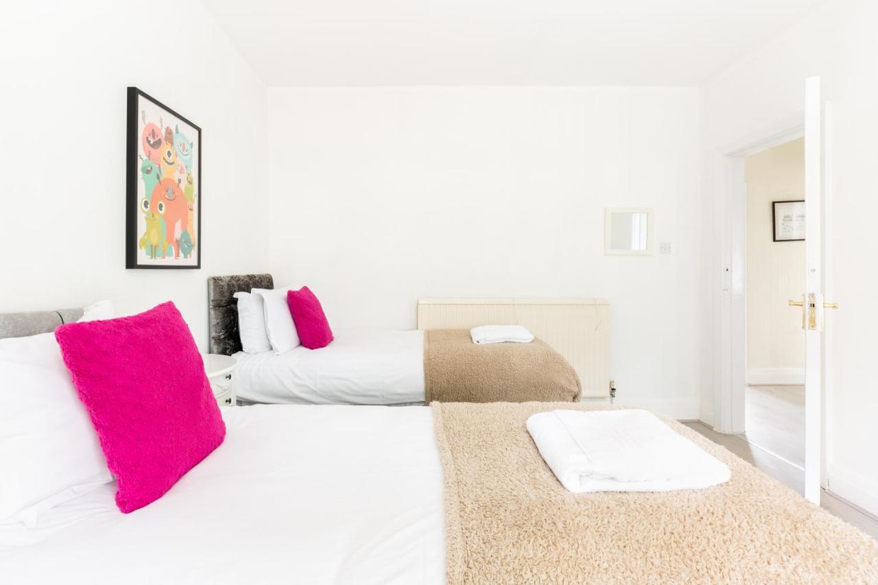 ברמינגהאם Beautiful 6 Bedroom House For 17 Guests Next To Edgbaston Stadium מראה חיצוני תמונה