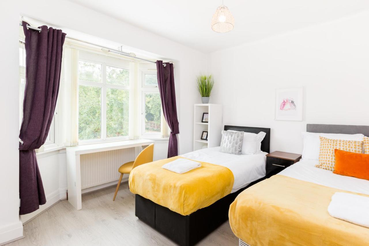 ברמינגהאם Beautiful 6 Bedroom House For 17 Guests Next To Edgbaston Stadium מראה חיצוני תמונה