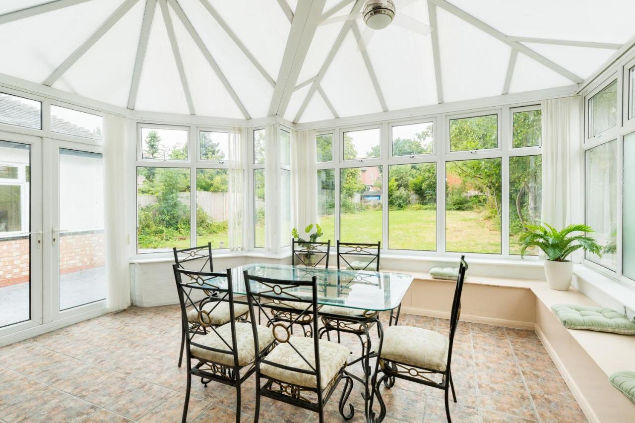ברמינגהאם Beautiful 6 Bedroom House For 17 Guests Next To Edgbaston Stadium מראה חיצוני תמונה