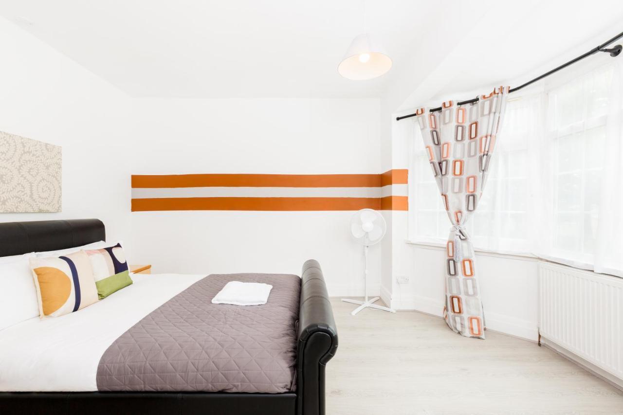 ברמינגהאם Beautiful 6 Bedroom House For 17 Guests Next To Edgbaston Stadium מראה חיצוני תמונה