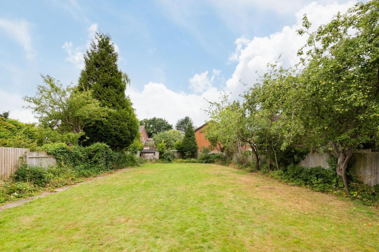 ברמינגהאם Beautiful 6 Bedroom House For 17 Guests Next To Edgbaston Stadium מראה חיצוני תמונה